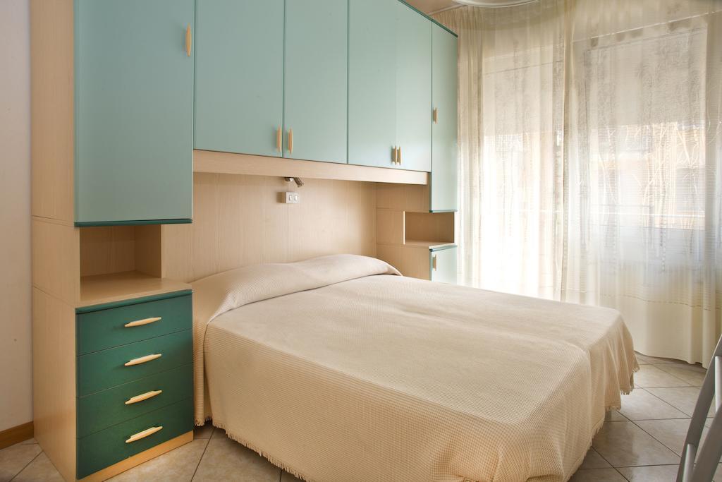Villa Hanna Lido di Jesolo Bagian luar foto